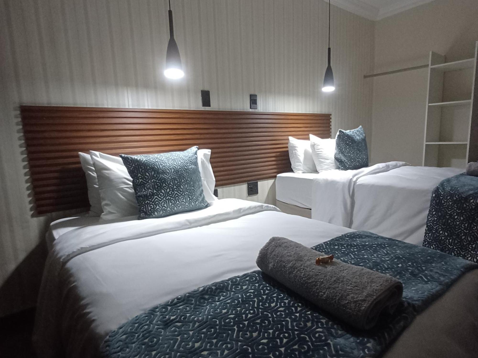 Volksrust Delux Guesthouse מראה חיצוני תמונה