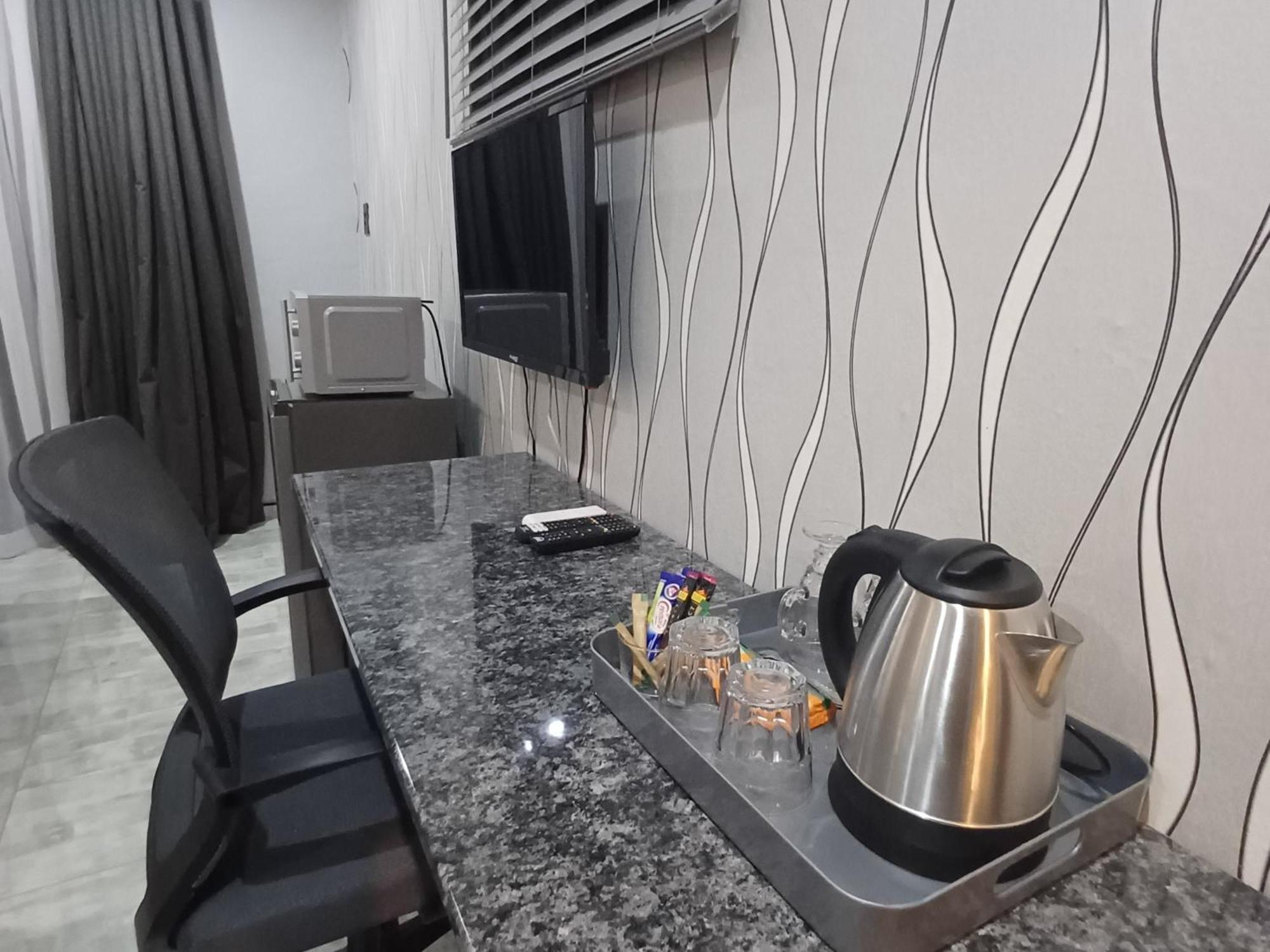 Volksrust Delux Guesthouse מראה חיצוני תמונה