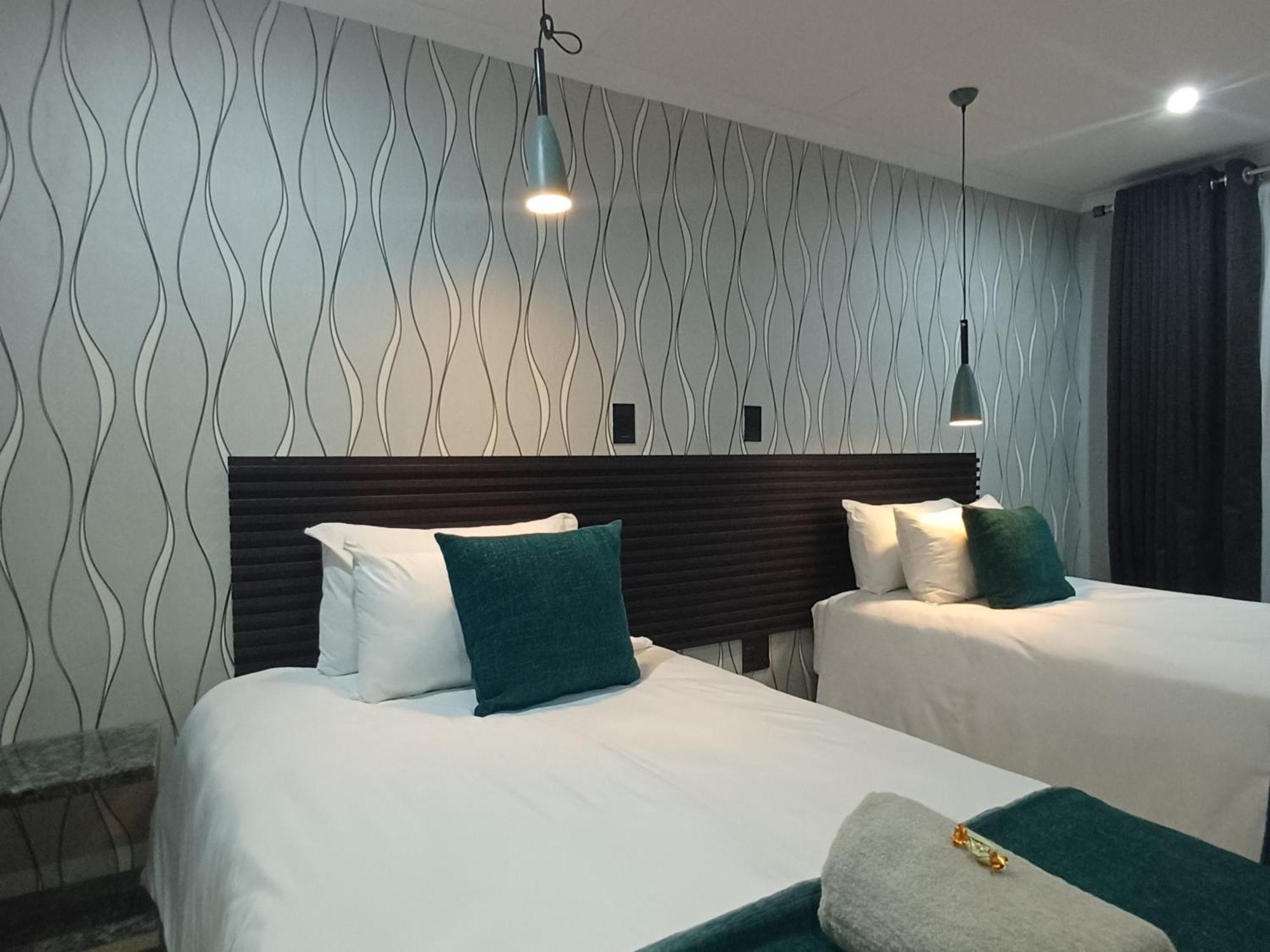 Volksrust Delux Guesthouse מראה חיצוני תמונה