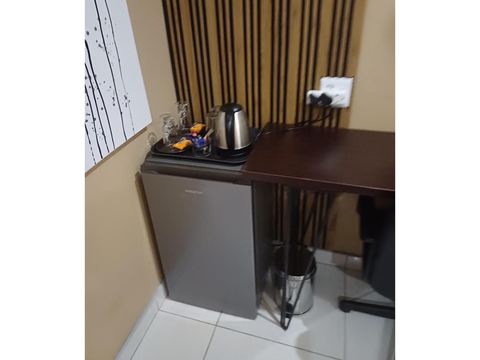 Volksrust Delux Guesthouse מראה חיצוני תמונה